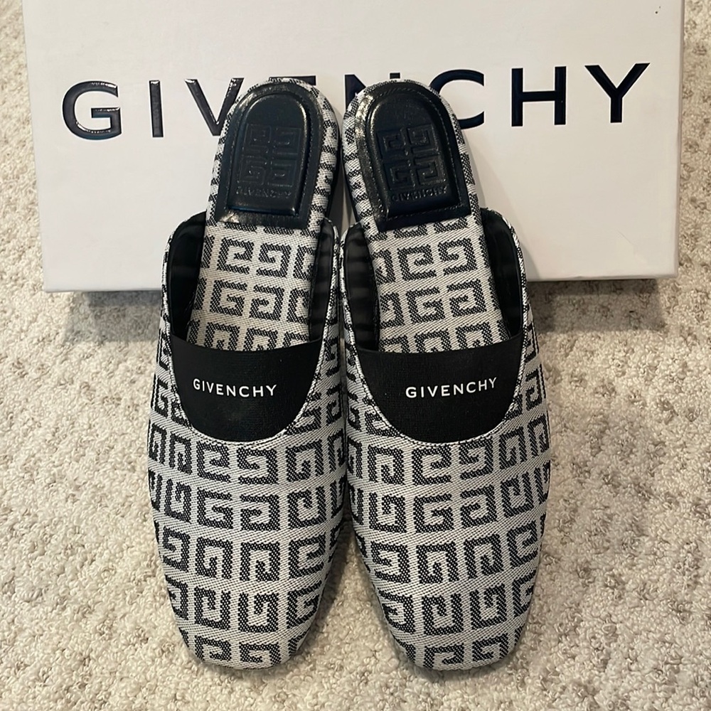 Givenchy flat mules